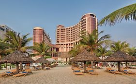 Holiday Beach Hotel da Nang